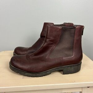 COLE HAAN Burgundy Leather Boots Waterproof Size 8 Fall Winter Staple‎ Casual